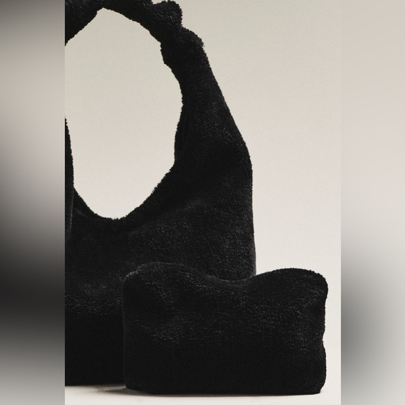 NWT Anthropologie The Love Knot Slouchy Bag: Sherpa Fleece Edition - Picture 2 of 5